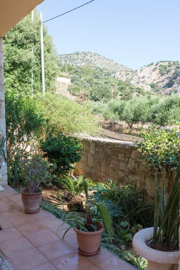 Heraklion Comfy House With Mountain View Eksteriør billede